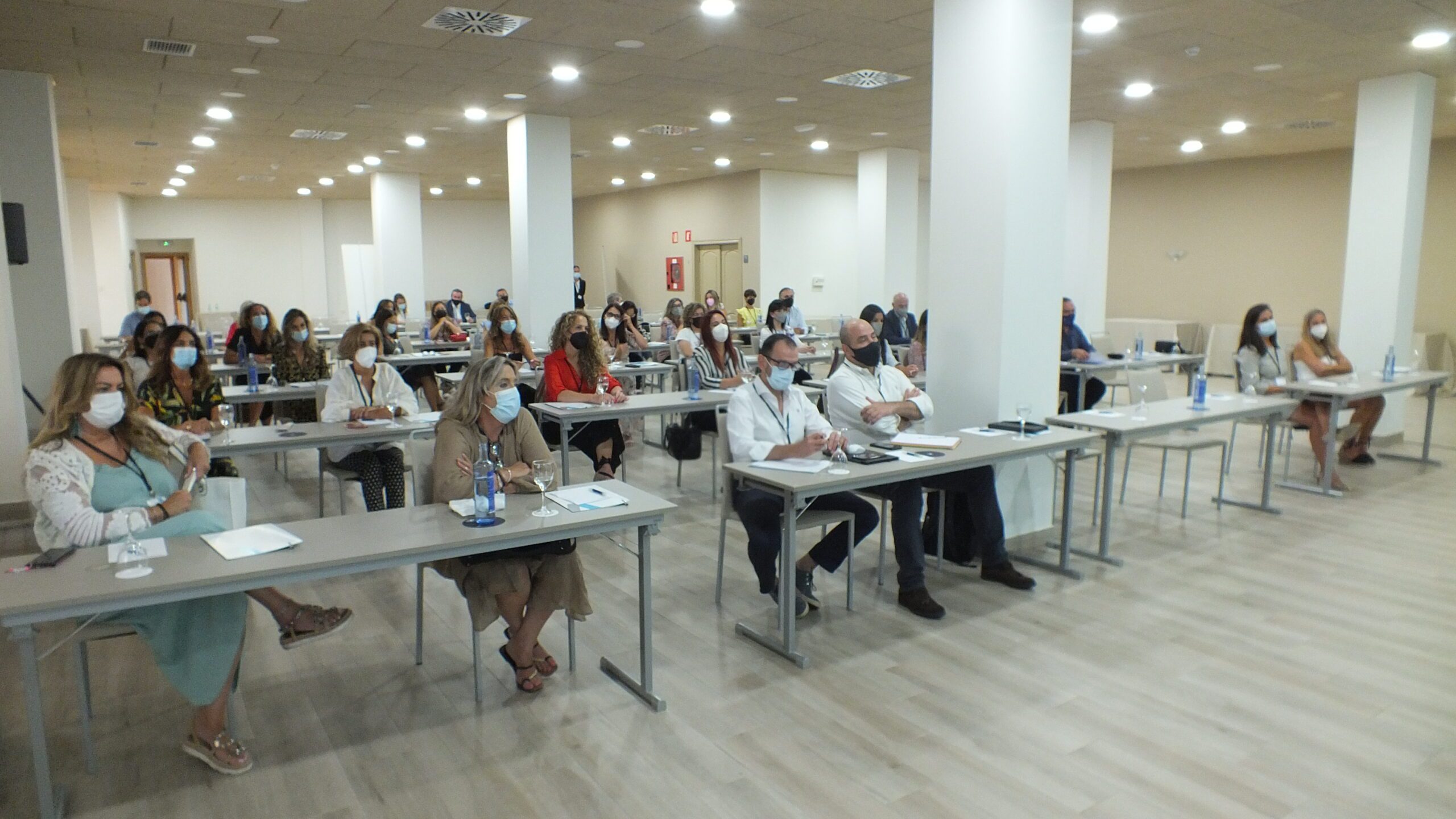 Resumen en imágenes del II Congreso Fundación VARIcentro para la Salud Resumen en imágenes del II Congreso Fundación VARIcentro para la Salud