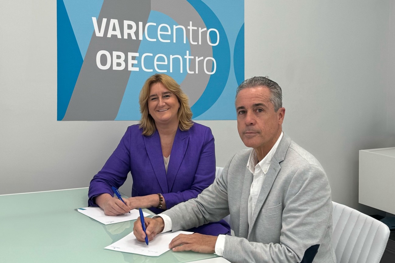 Dña. Sonia Fernández-Durán Thiebaut, Presidenta del Instituto Internacional de Salud y Hábitos Saludables, y D. Ignacio Cañizares Díaz, Director General del Grupo VARIcentro